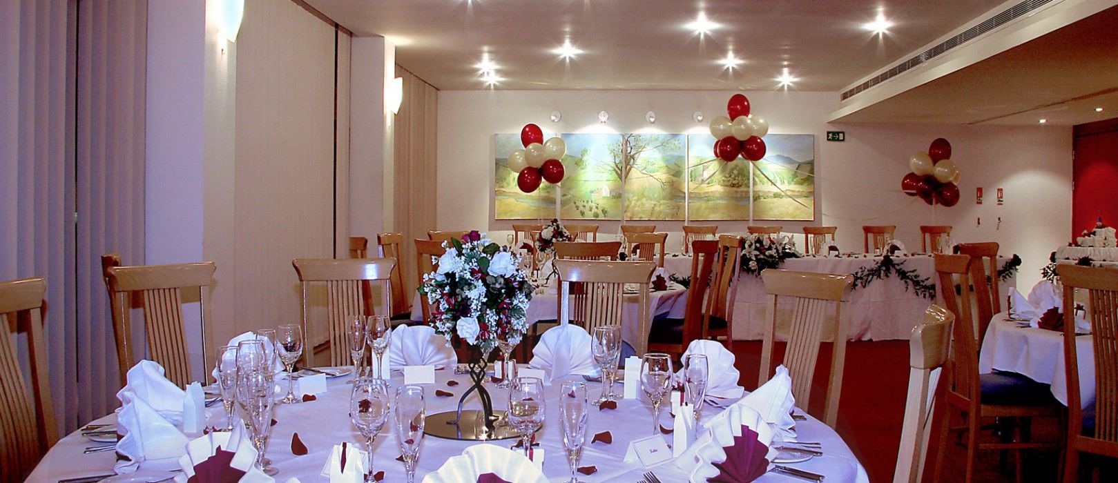 St Giles Heathrow - A St Giles Hotel Feltham Exterior photo